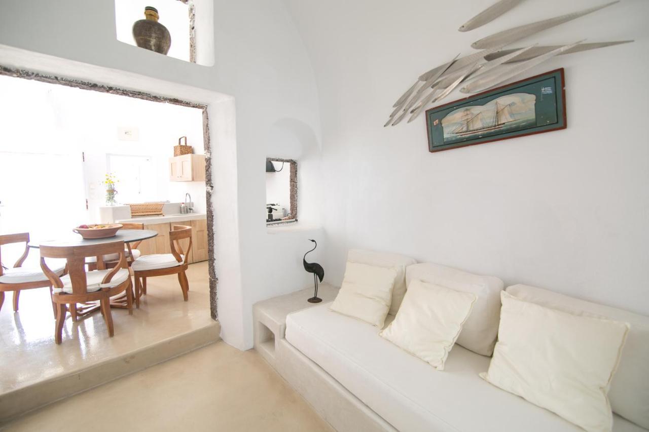 Menias Cave House Apartment เอีย ภายนอก รูปภาพ