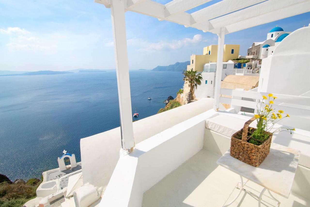 Menias Cave House Apartment เอีย ภายนอก รูปภาพ