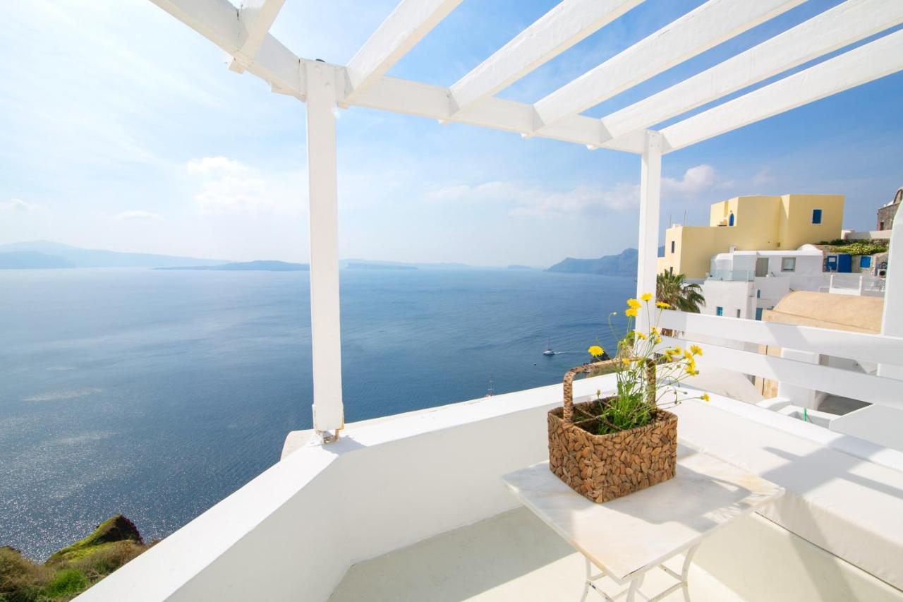 Menias Cave House Apartment เอีย ภายนอก รูปภาพ